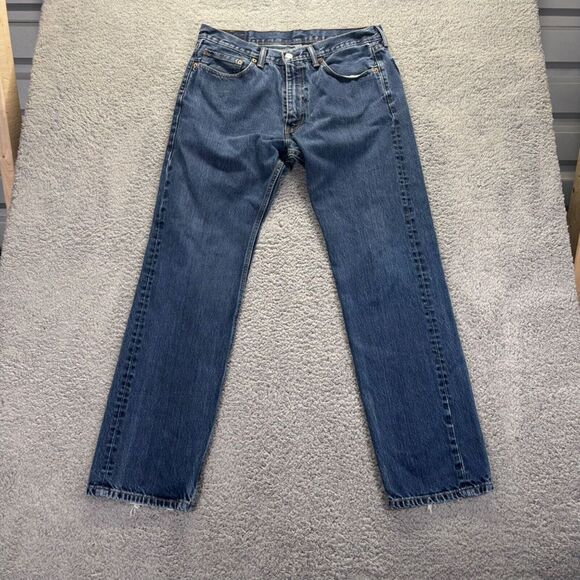 Levis 505 Jeans Mens 36x34 Blue Medium Wash Cotton‎ Straight Fit Denim - Picture 1 of 10